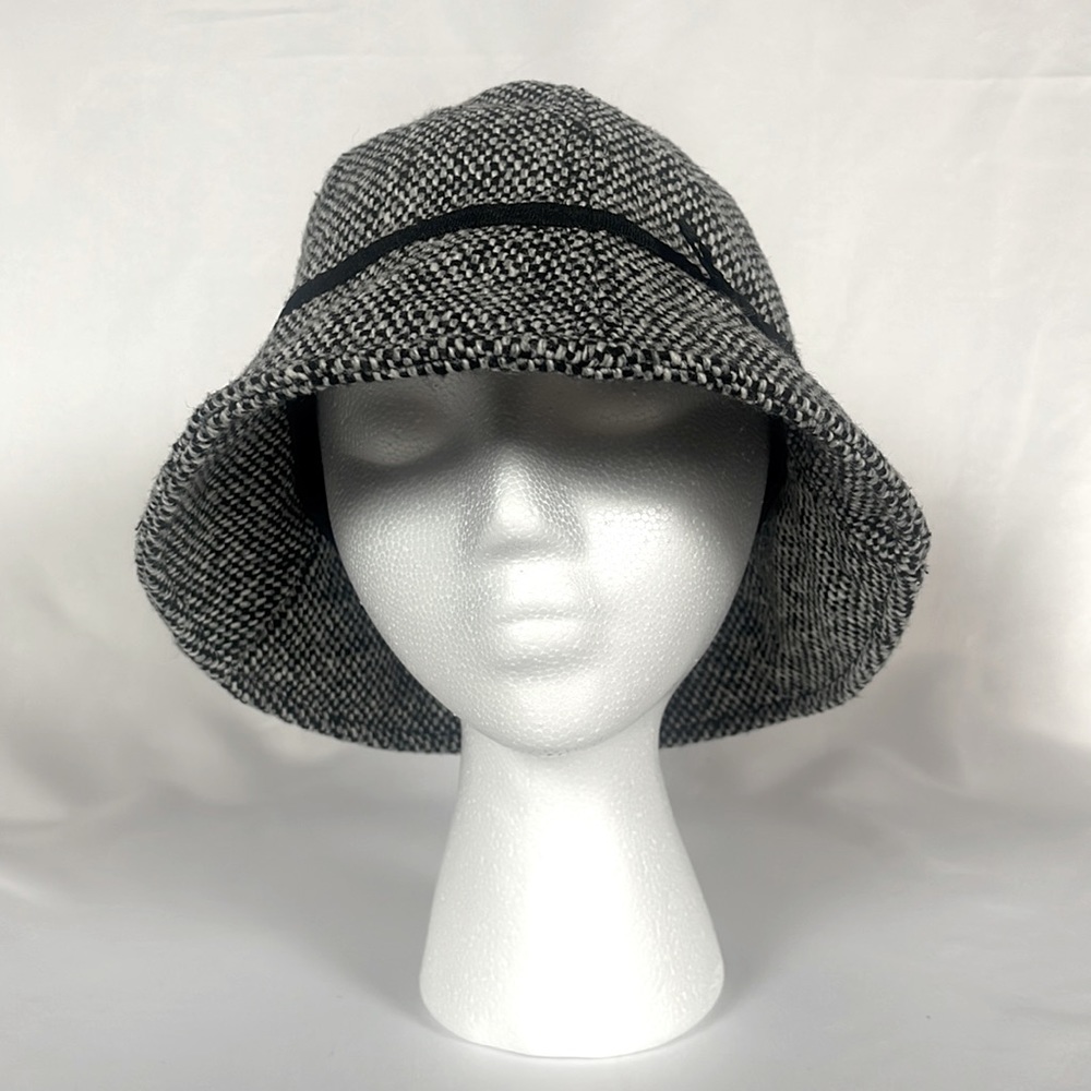 Black Tweed Cloche Wool Panel Bucket Hat Ribbon Bow Trim Heathered Lined Women’s